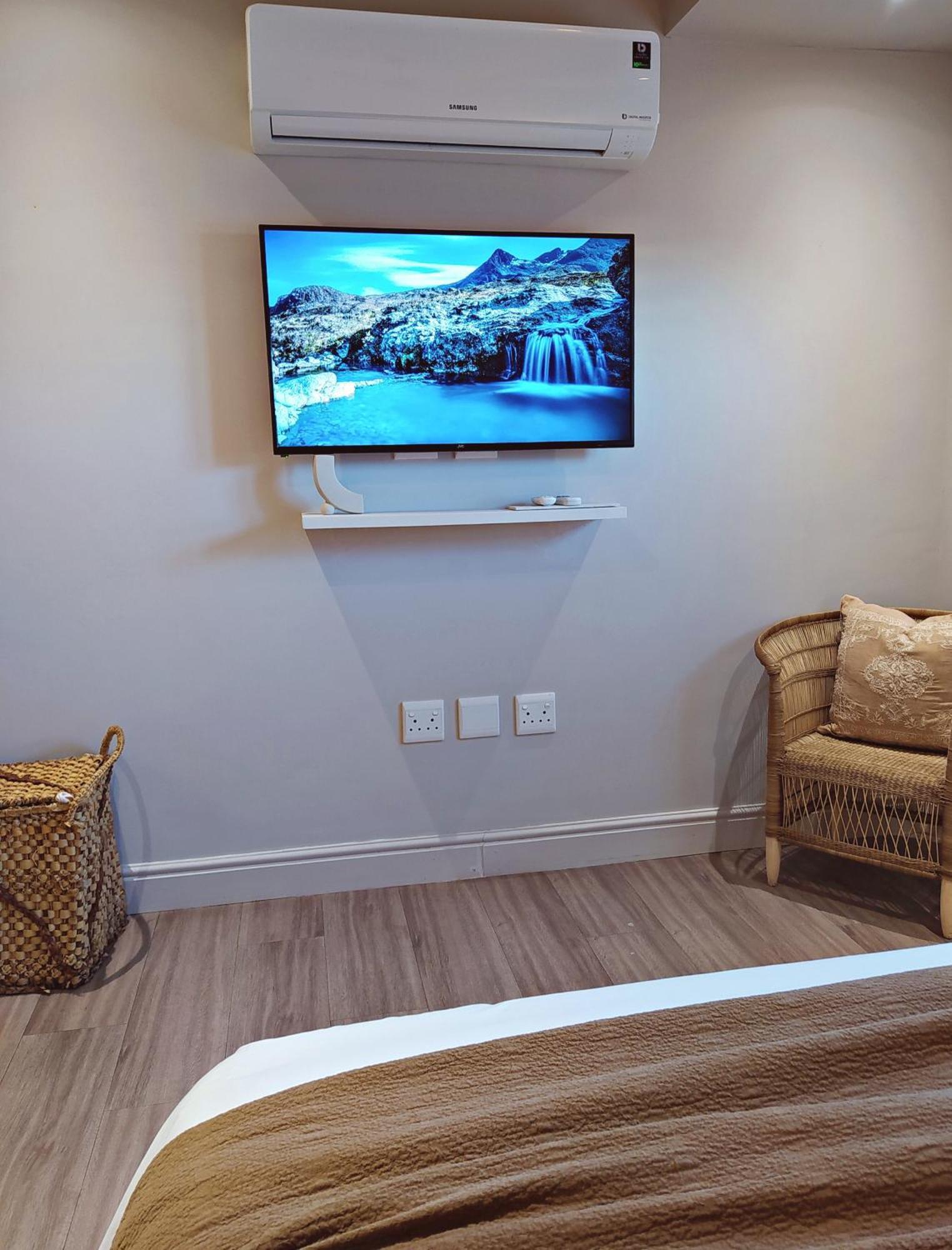 Apartment At Hermanus Waterfront Luaran gambar