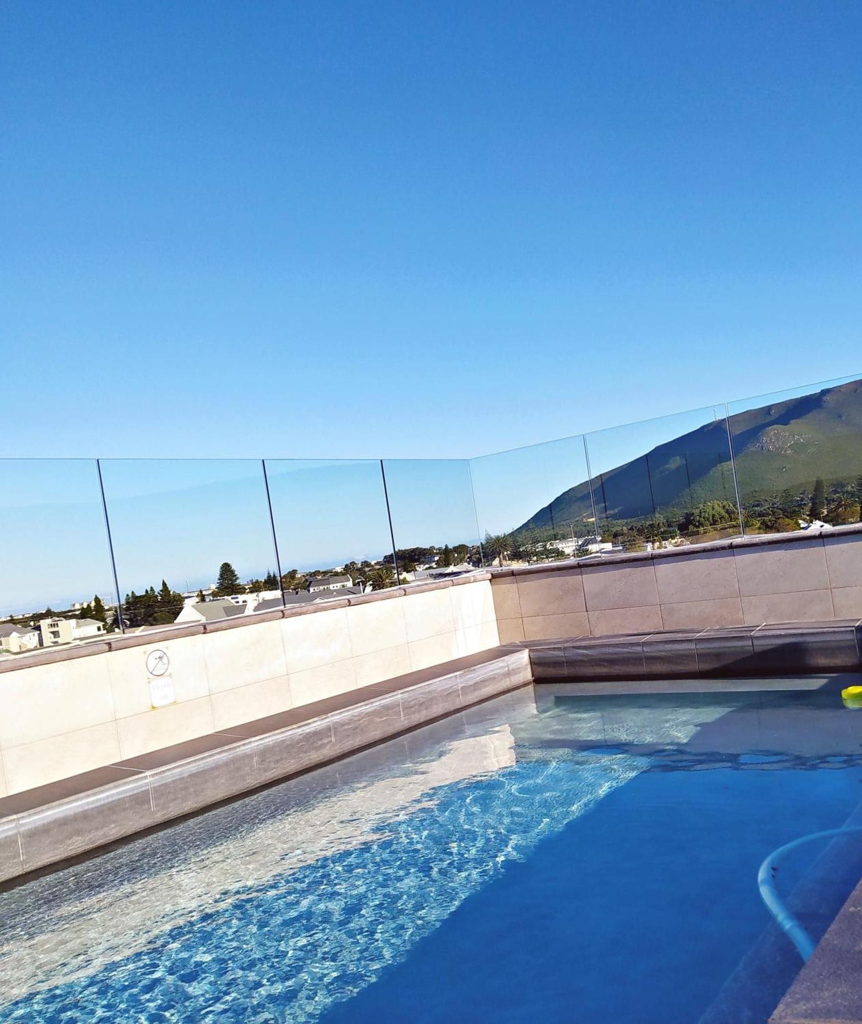 Apartment At Hermanus Waterfront Luaran gambar